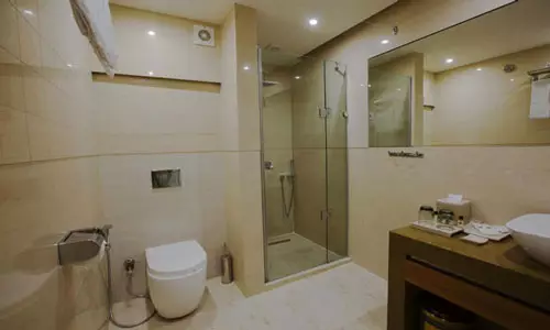 هتل گلدن پالاس تفلیس